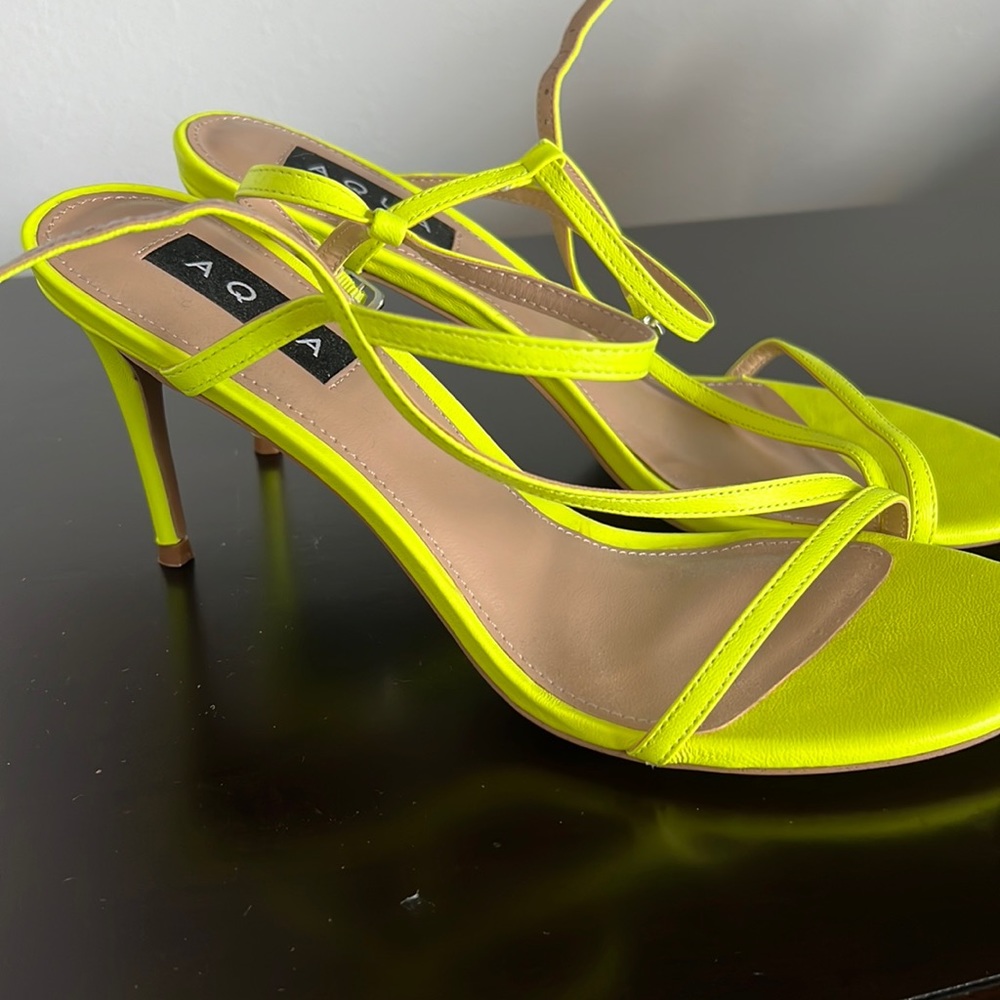 New never worn strappy electric green sandals
